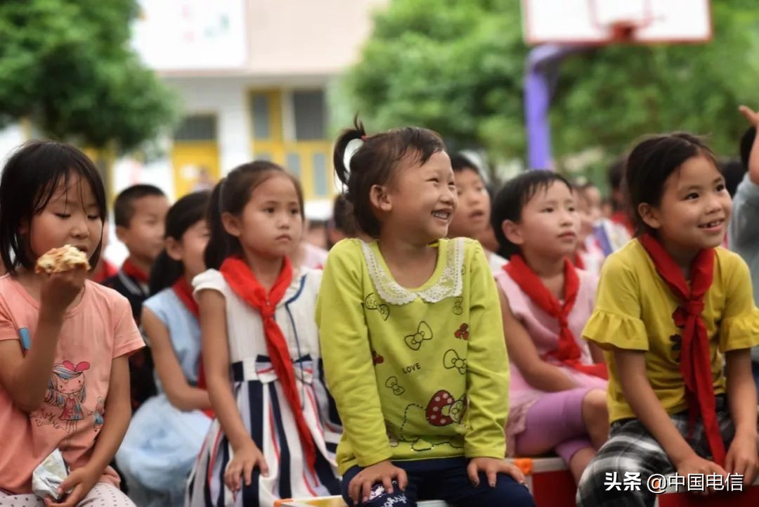 一场奇妙的化学反应“duang”山里娃遇见露天电影