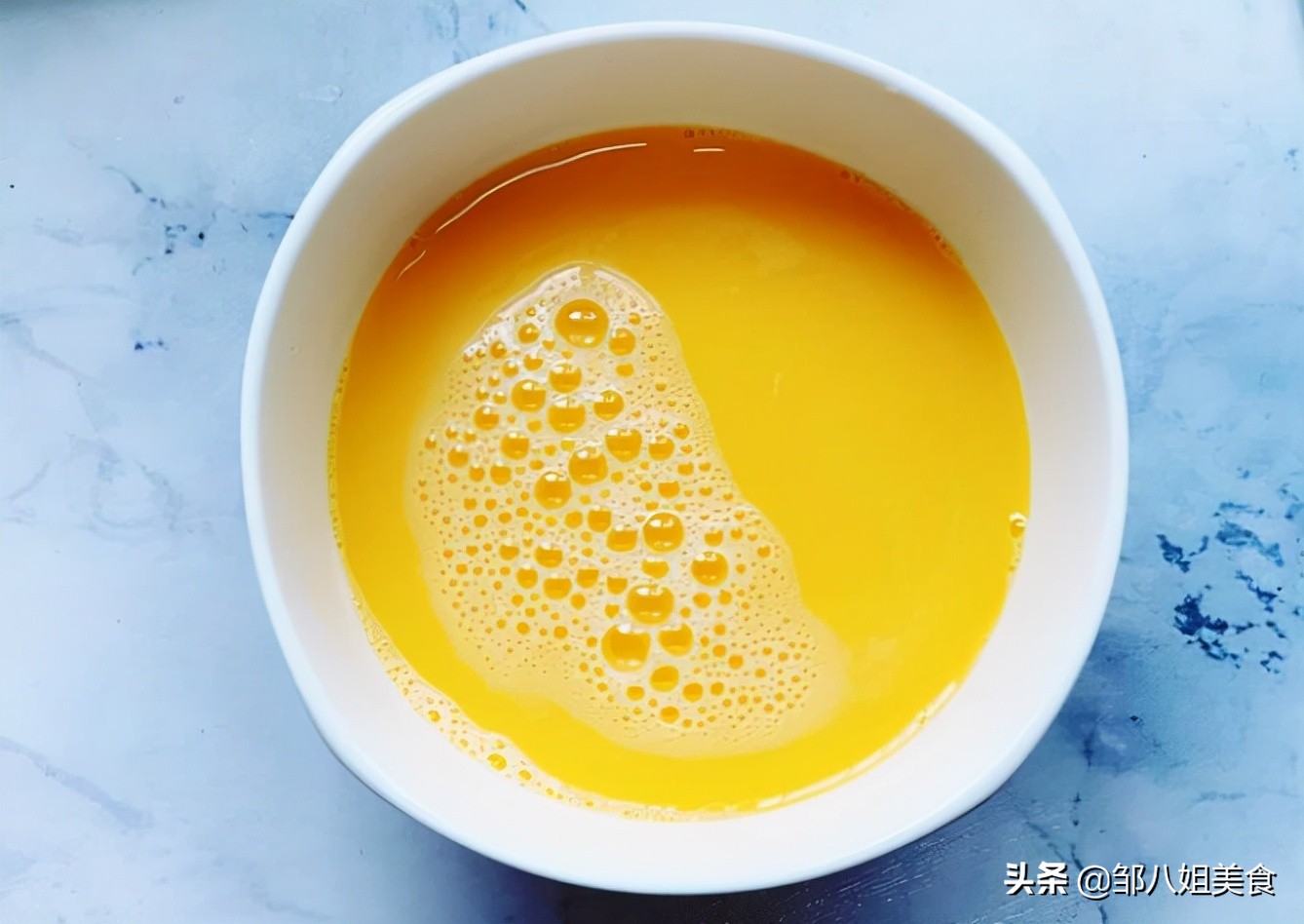 秋天给孩子多做这个粥,适合小孩吃的营养鸡蛋羹