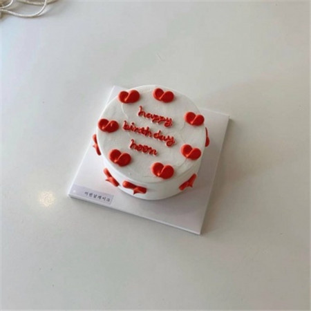 男士创意蛋糕图片网红,最新生日蛋糕图片简单漂亮