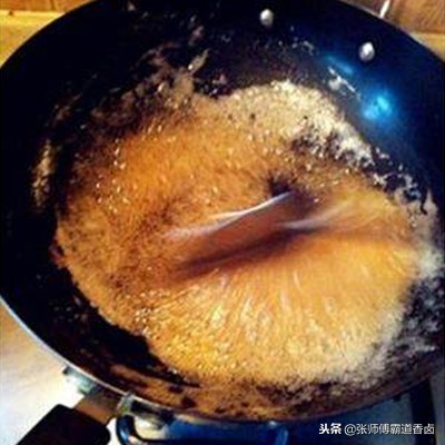 如何炒卤菜糖色的技巧,怎样炒糖色不会发苦