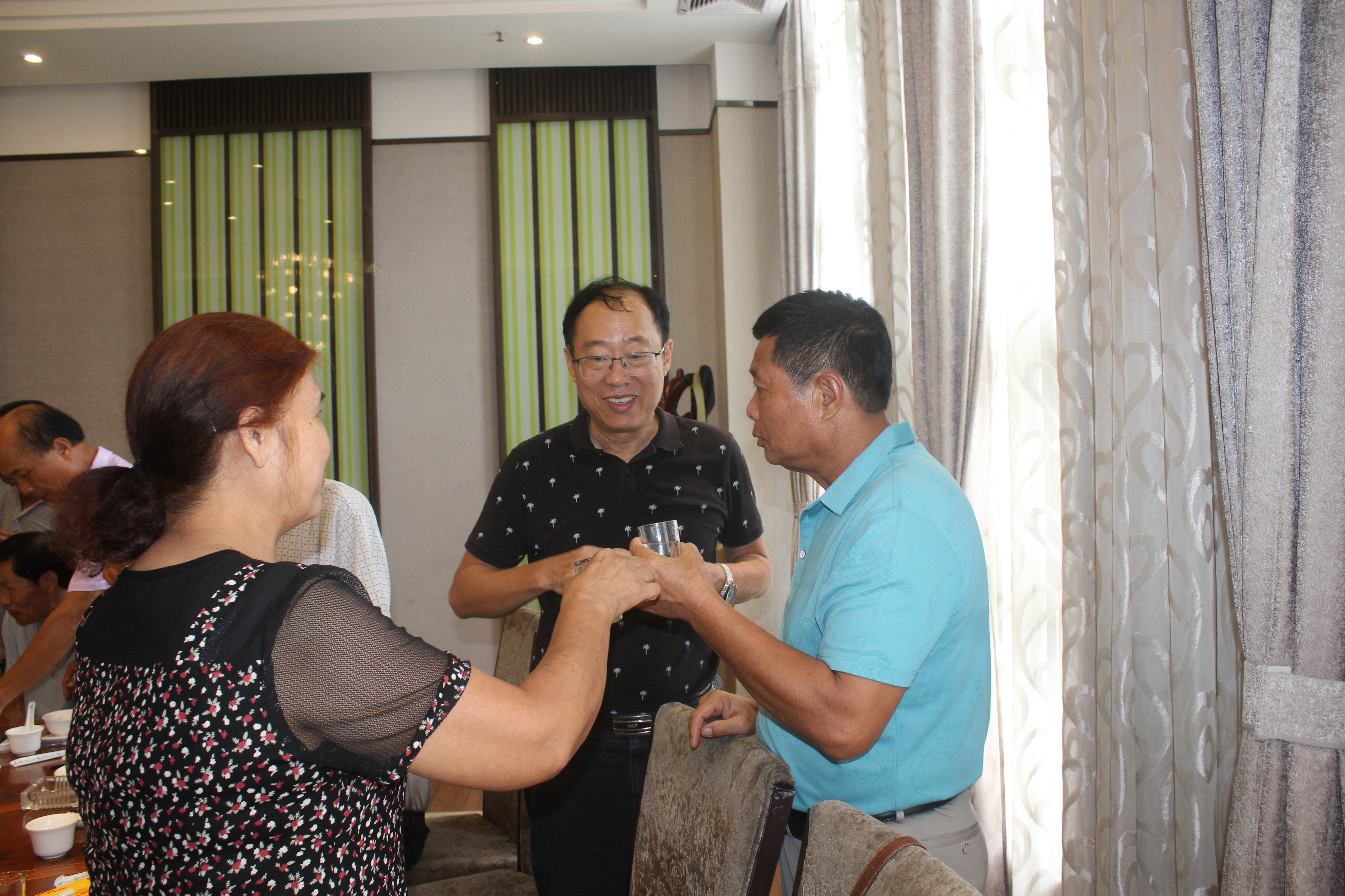 走进广空岁月永恒——地空导弹六团与四五八医院战友庆“八一”