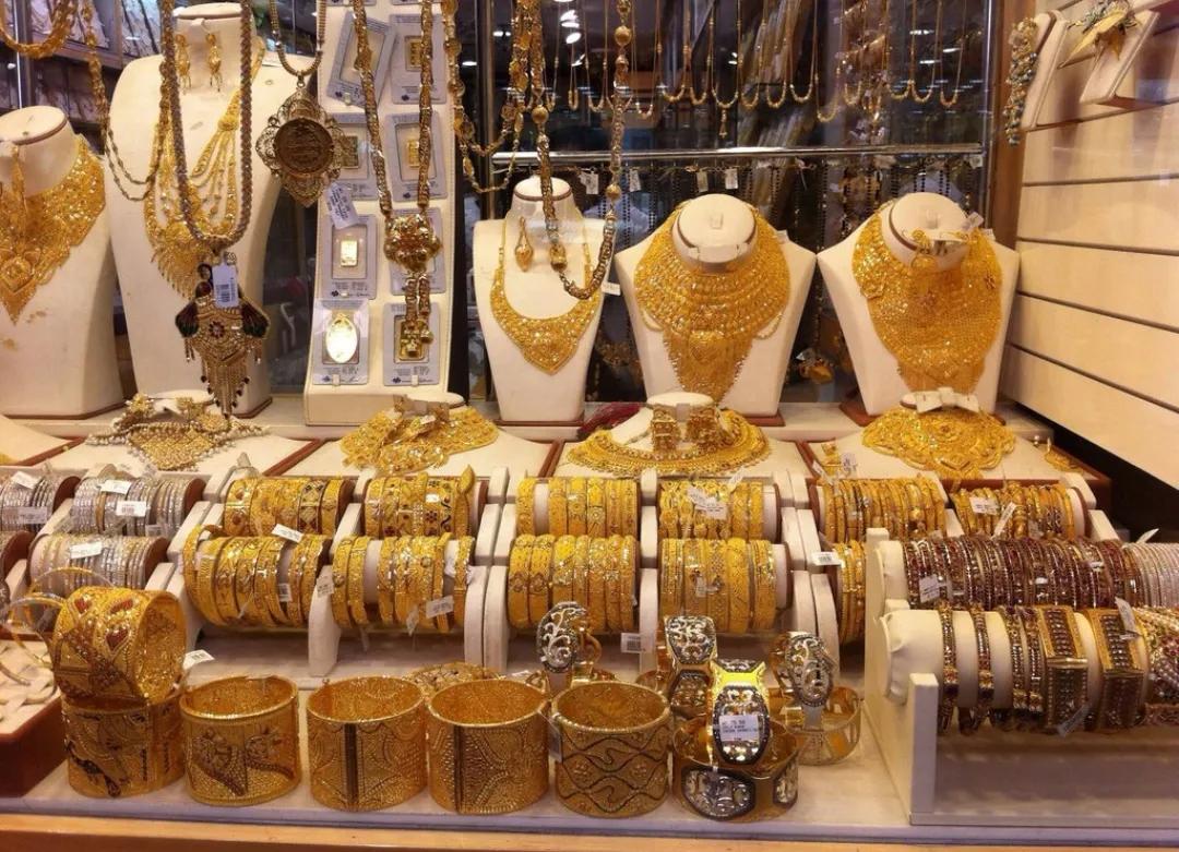 迪拜人吃的最富裕的东西,迪拜到底富裕到何种程度