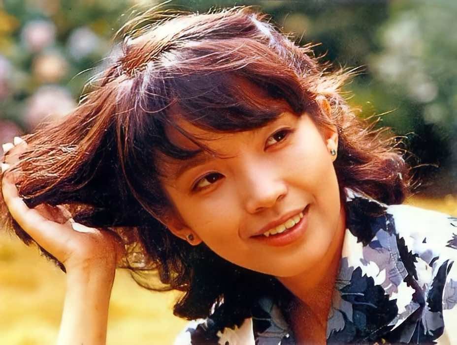 吕丽萍和张丰毅为何离婚,吕丽萍后悔与张丰毅离婚吗