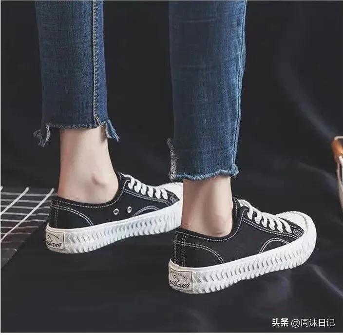 孟美岐同款连体鞋,孟美岐穿新百伦鞋子