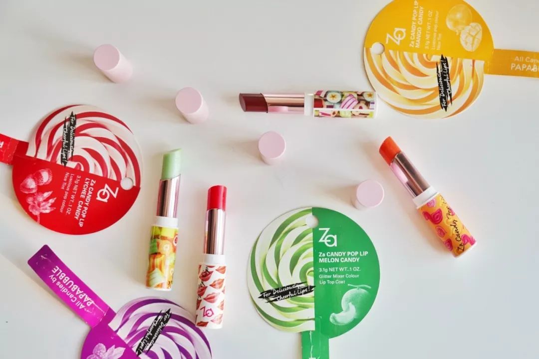 朋友圈精致生活却一地鸡毛,精致朋友圈背后的真实故事