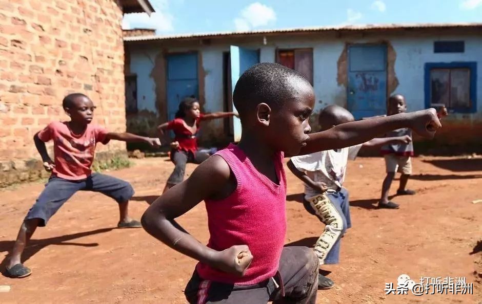 非洲兄弟为什么那么喜欢中国功夫?