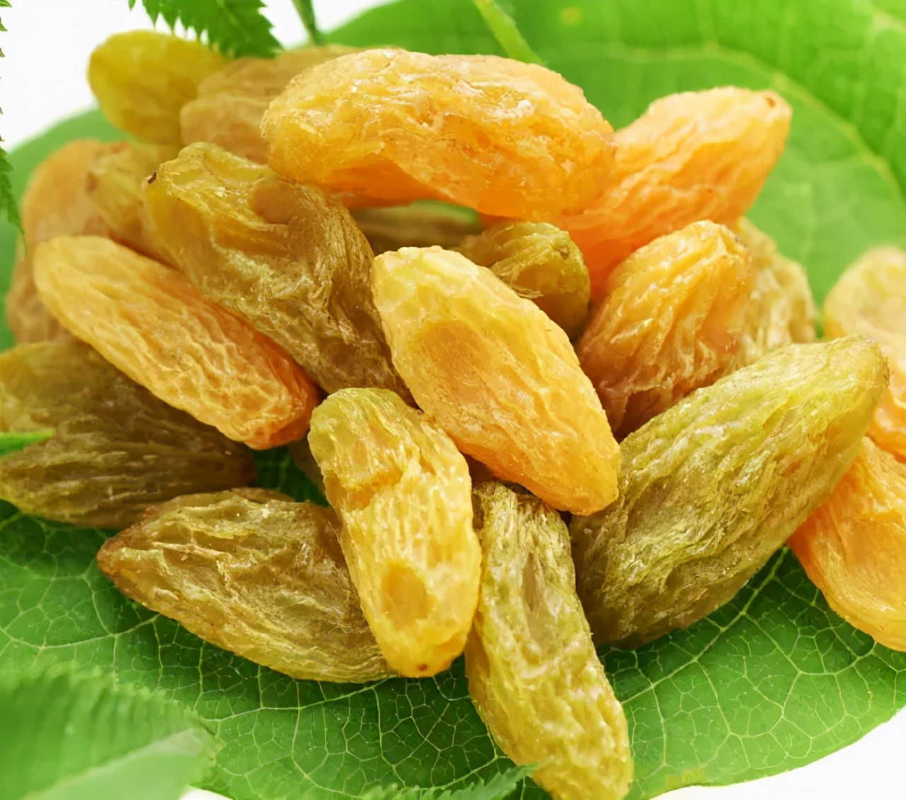 疆里疆外特产干果店新品推荐,来新疆不容错过的面食