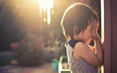 家长对孩子贴标签的影响,家长骂孩子笨蛋