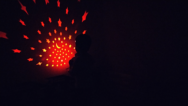 做翻译机的公司竟然推出了儿童产品，哄娃睡觉的神器