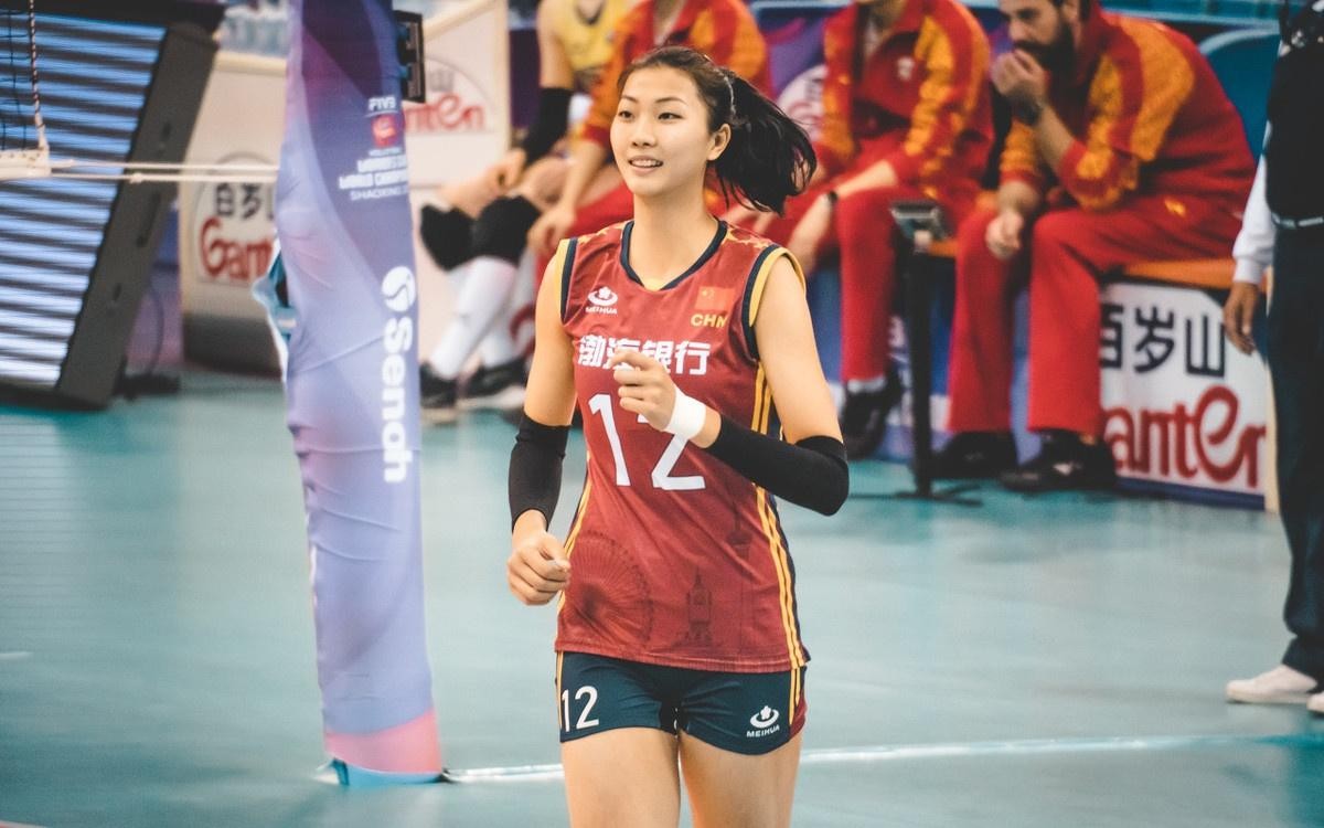 中国女足女篮女排哪个更厉害,中国女排中国女足中国女篮