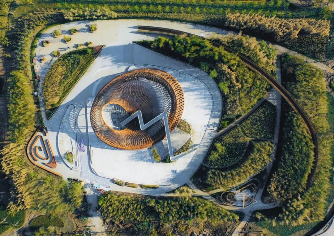 三维编织，第十届中国花卉博览会竹藤馆