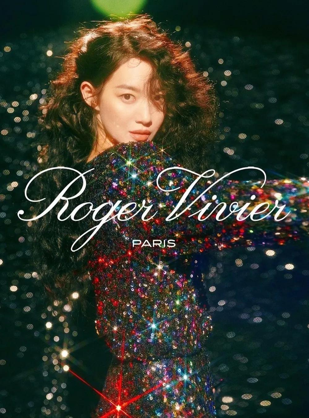 她被称韩国硬照女王，手握时尚圈顶级资源！网友：姐姐我可以