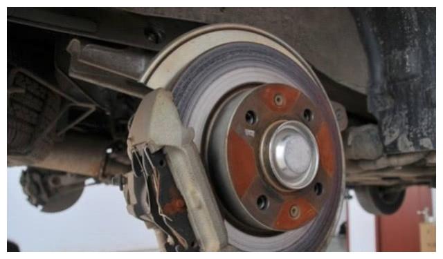 汽车到保养时间了多开有什么影响,新车1w公里保养能多开吗