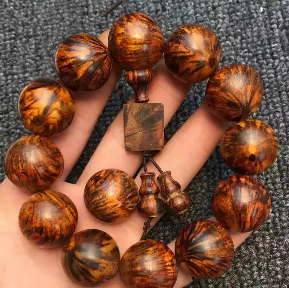 文玩核桃蛤蟆头价格表,文玩价格表大全