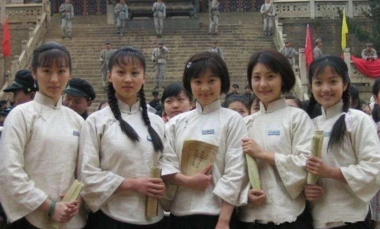 她被36种酷刑折磨，丢进硫酸池尸骨无存！日军：没得到任何秘密