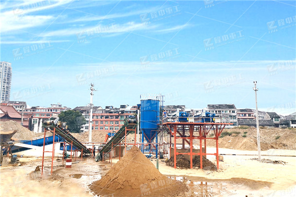 沙场洗沙设备简单,轮式洗沙机洗一方沙需要多少水