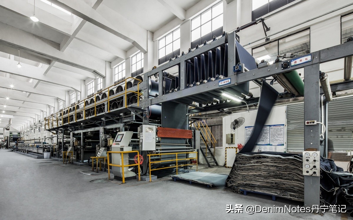 牛仔裤洗完扭腿怎么处理,牛仔裤洗后有些缩水怎么办