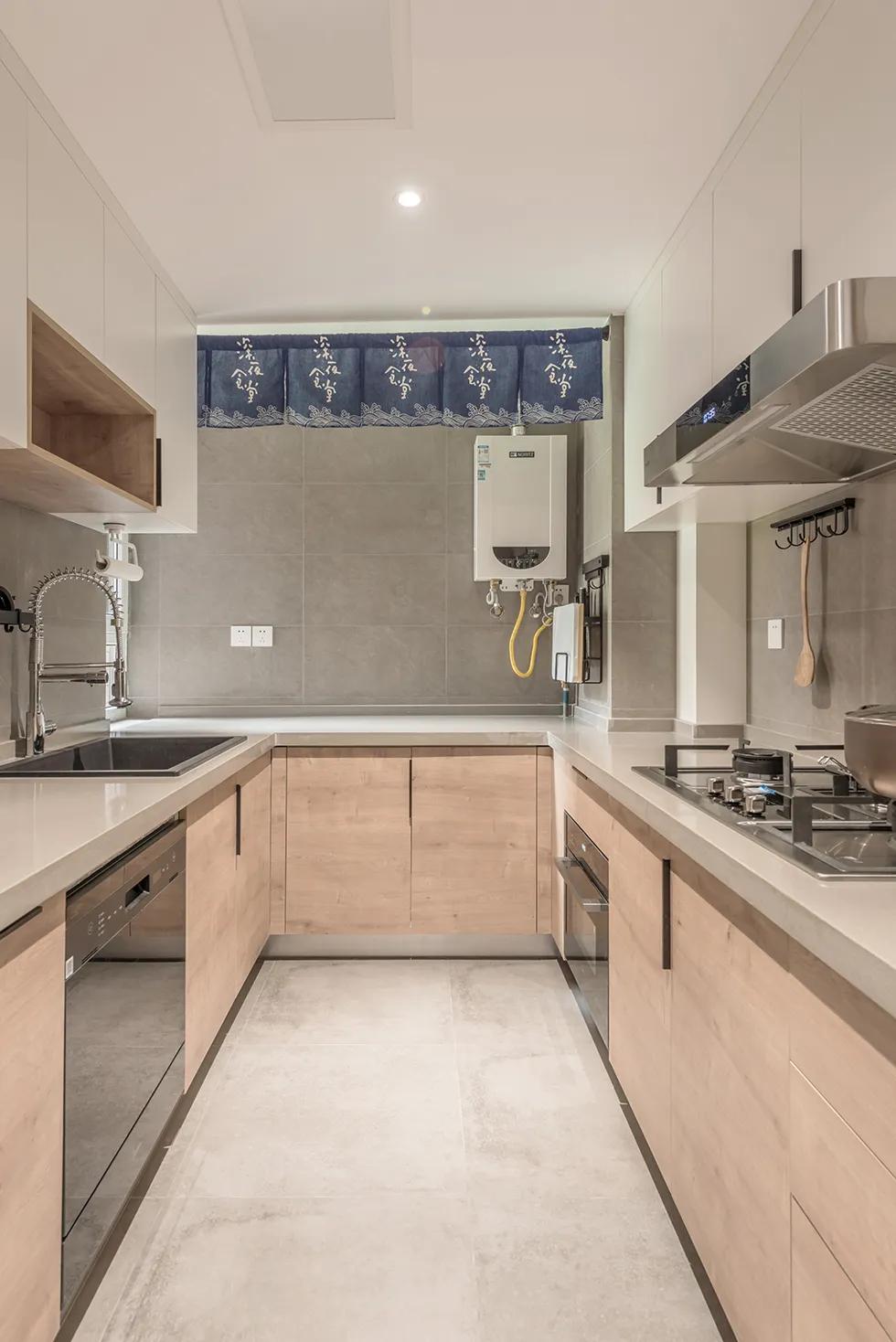 中式风格的精装房改轻奢,精装房微改极简原木风