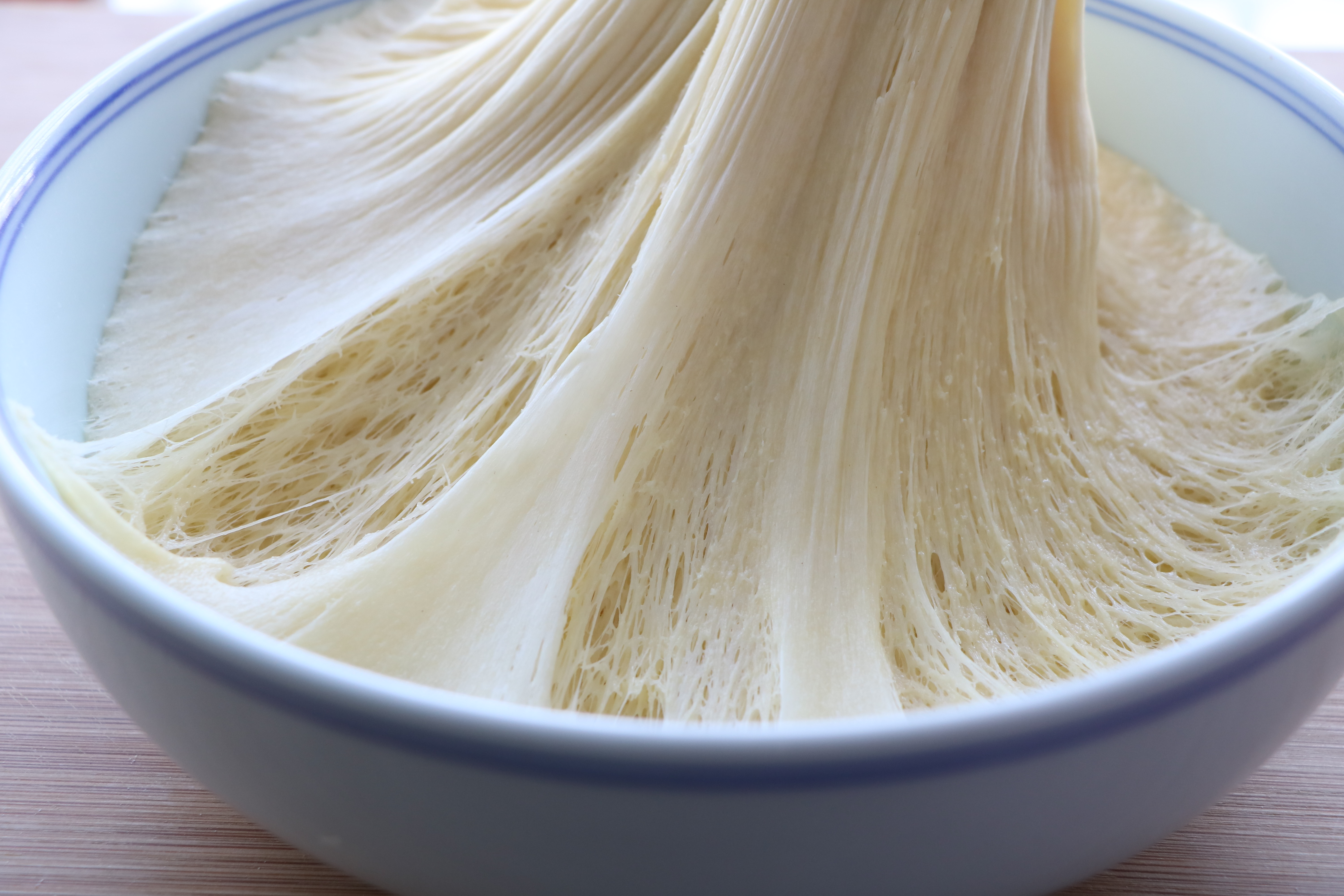 懒人做吐司的方法不用高筋面粉,吐司怎么做得脆无黄油