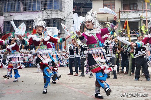 一方市民休闲、健身之地，被人们形象地喻为苗山“鸟巢”