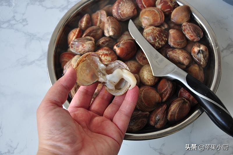 夏季火爆麻辣小海鲜,又简单又好吃的麻辣小海鲜