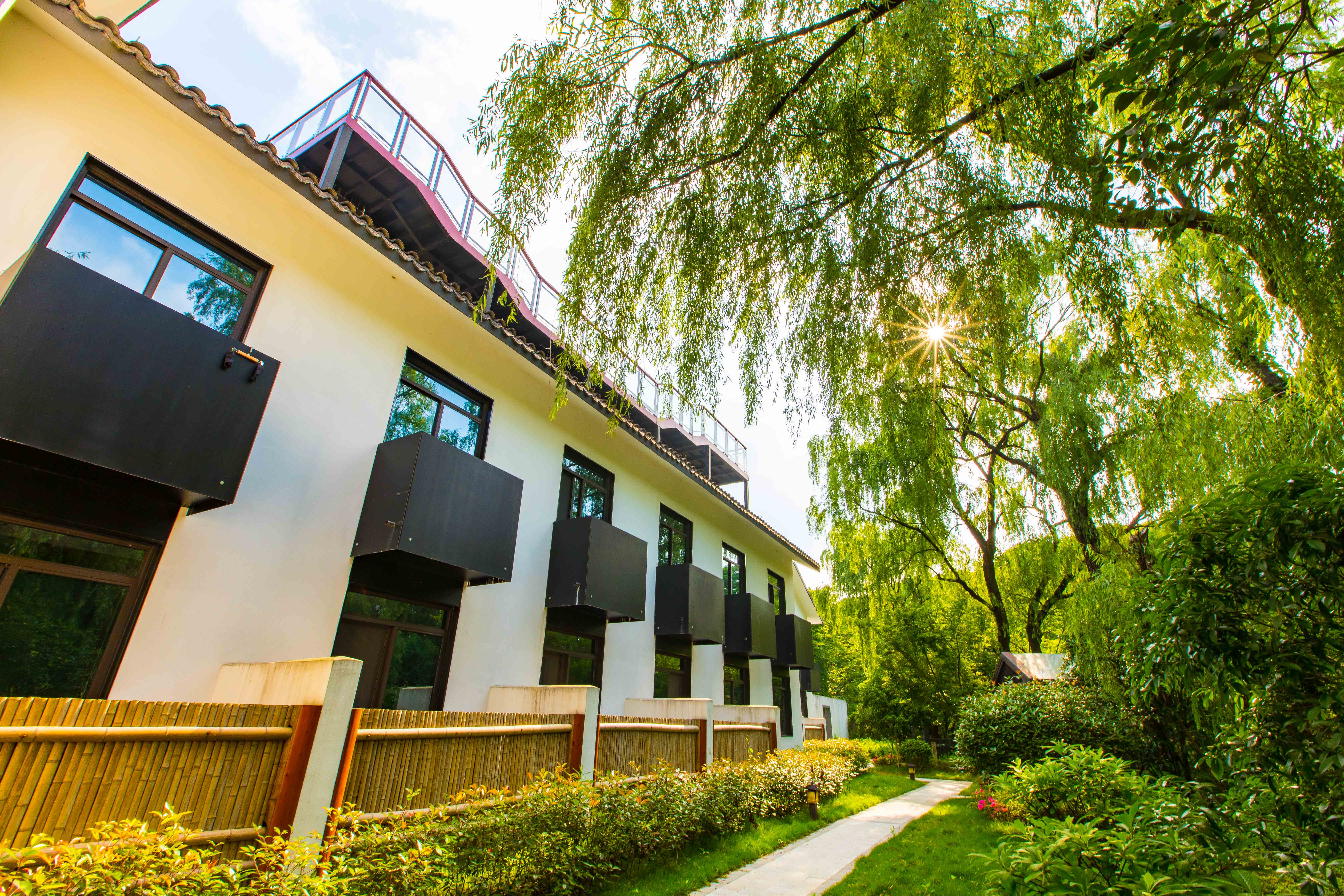 去绍兴柯岩到哪下火车最近,去绍兴柯岩风景区哪些人免费