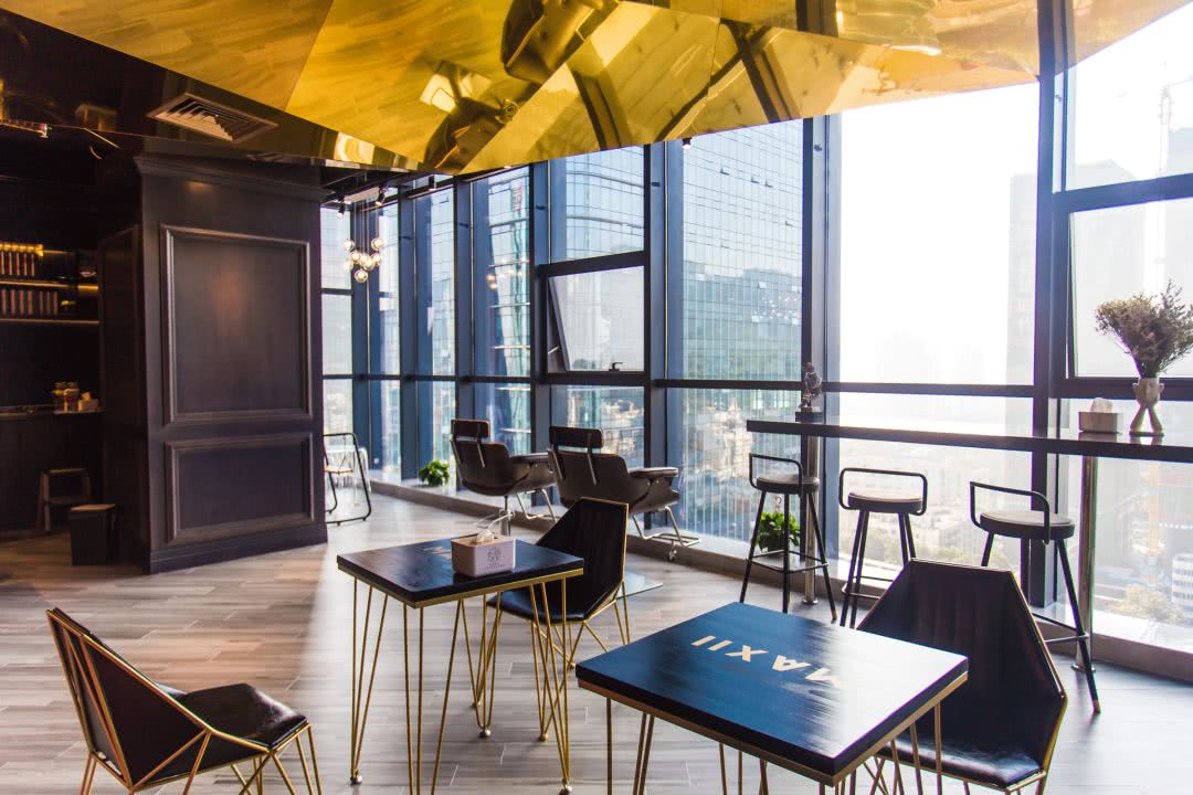 连明星都爱去的“空中”发型屋，甩了网红店十几条街……