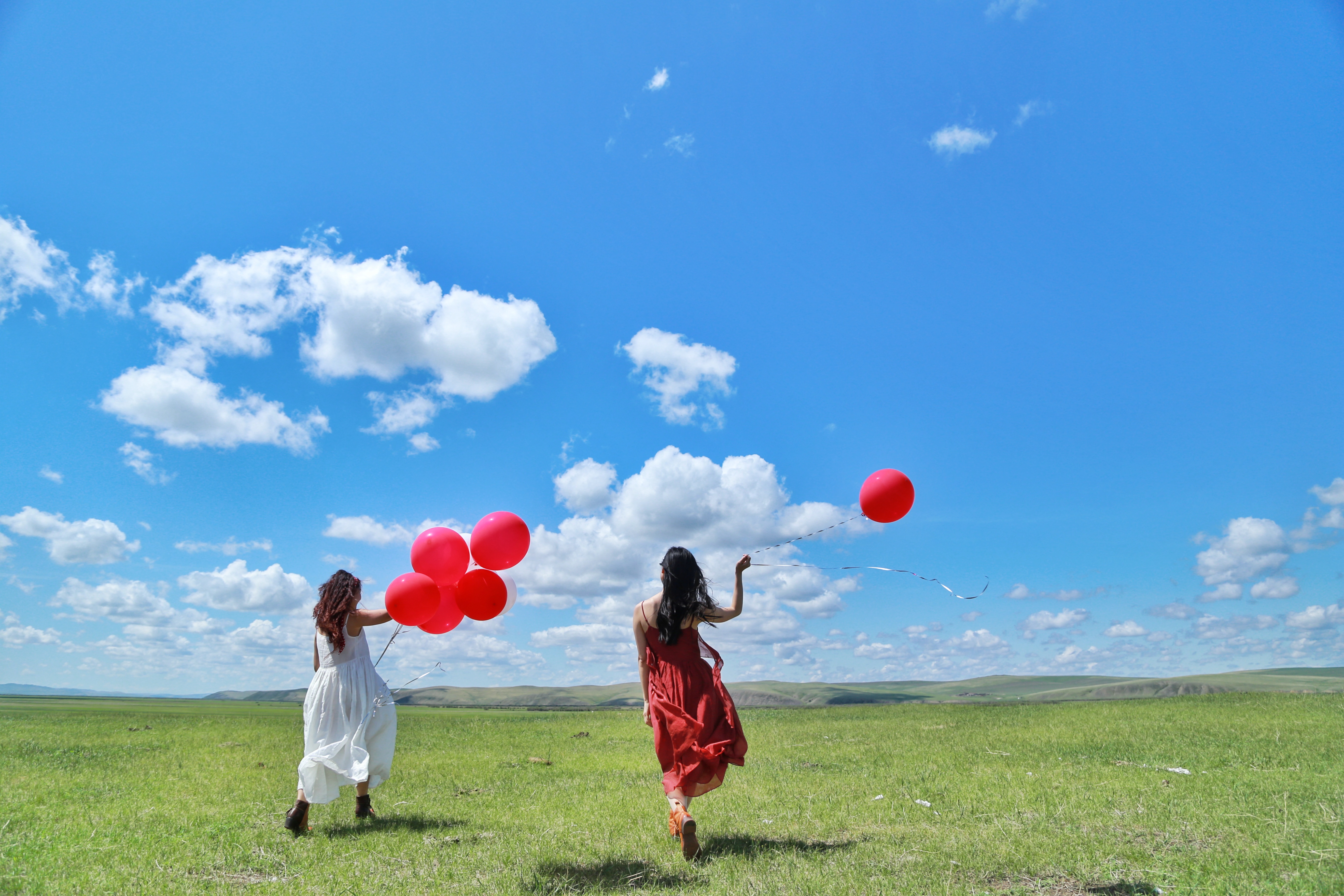 闺蜜旅游拍照片怎么摆动作,闺蜜旅游拍照姿势大全站姿