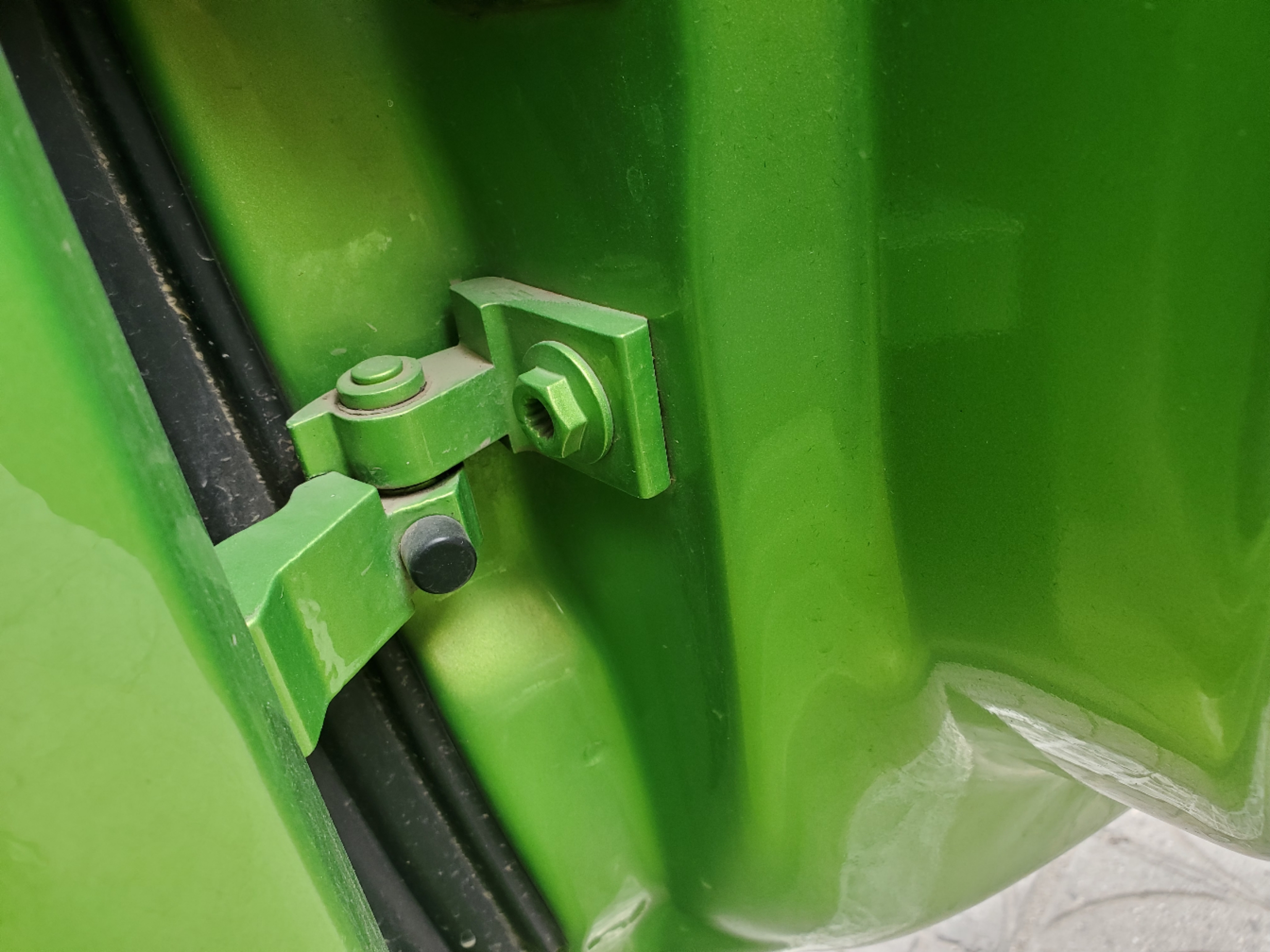 二手车评估师鉴定车辆,二手车尚酷1.4t多少钱