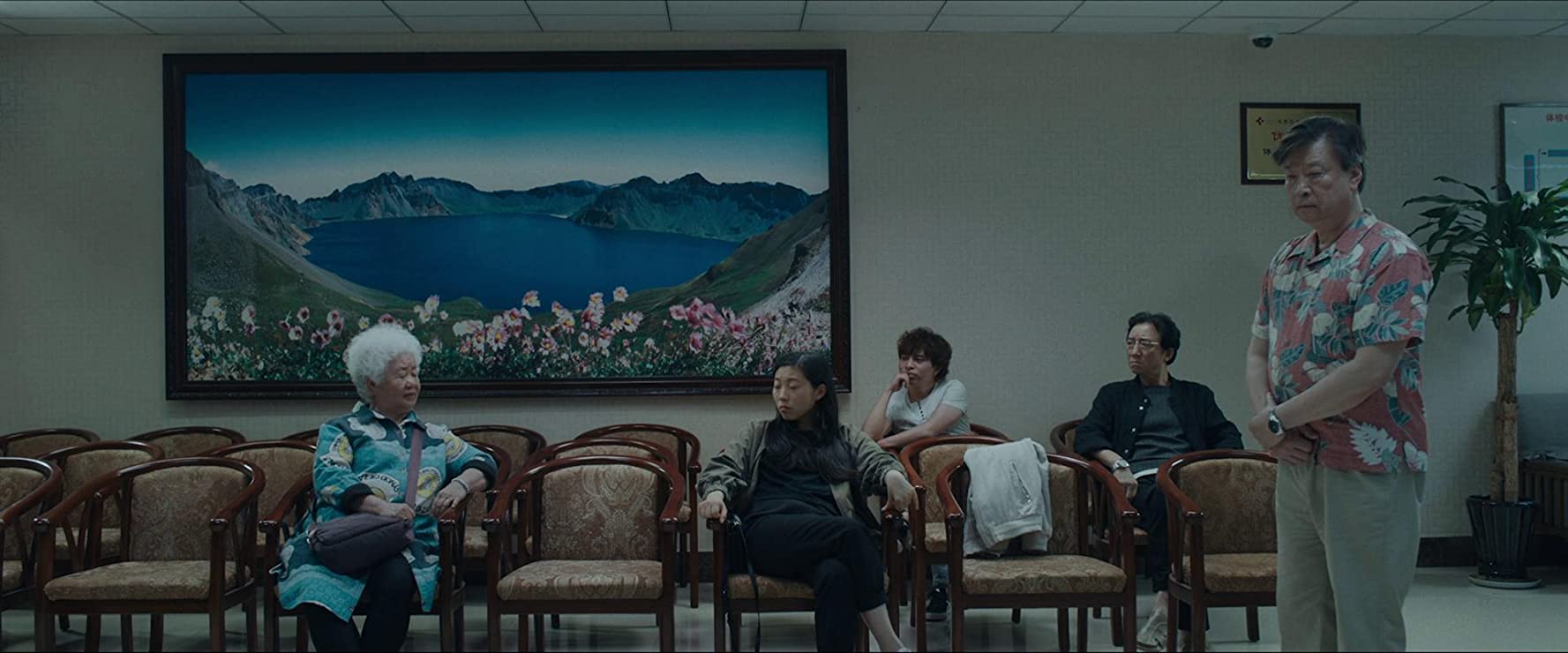 电影别告诉她短片,电影别告诉她创作