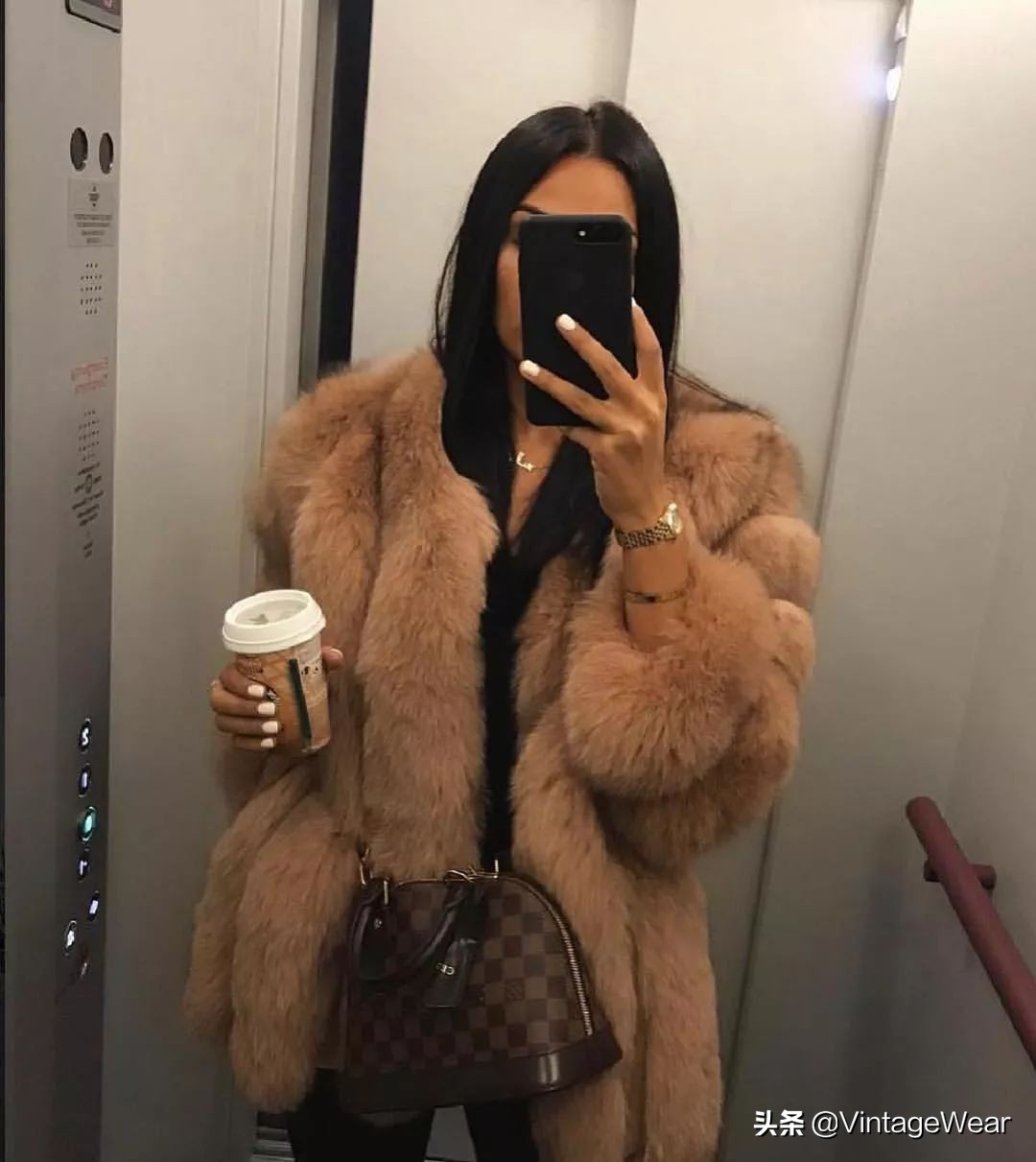 很难买到的lv到哪里买,现在的lv能买吗