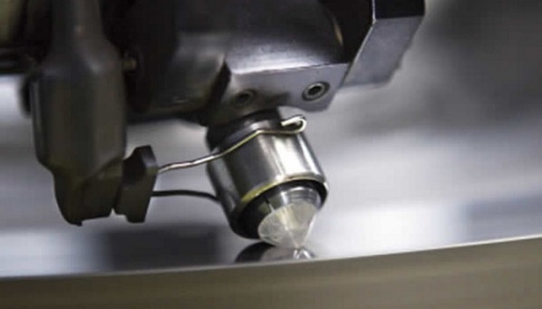 一克拉钻戒怎么挑选颜色净度,怎样选钻戒的钻石等级