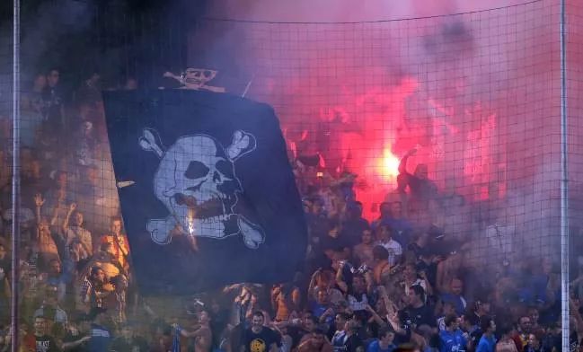 种族歧视泛滥！斯特林都快被逼成社会活动家了