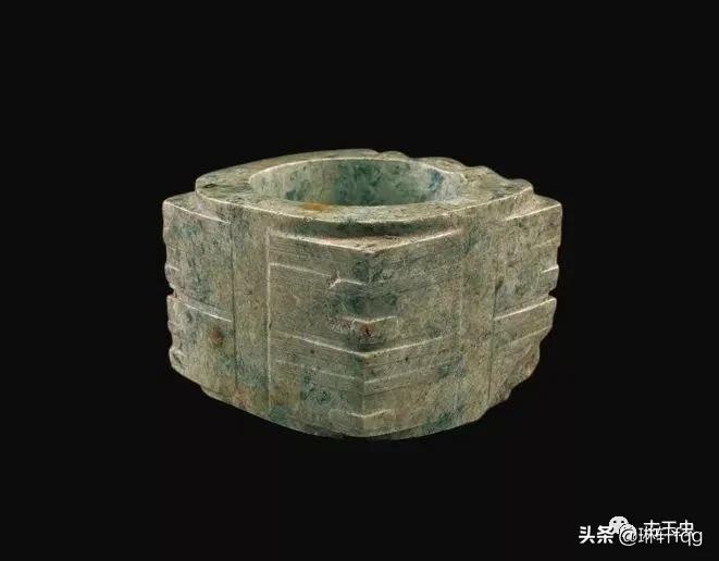 古玉孔道内外包浆沁色一致,古玉有沁色好还是无沁色好