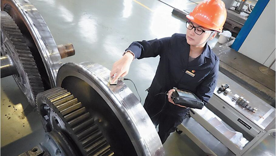 铁路探伤工春运坚守,有这么一群人默默守护着万家灯火