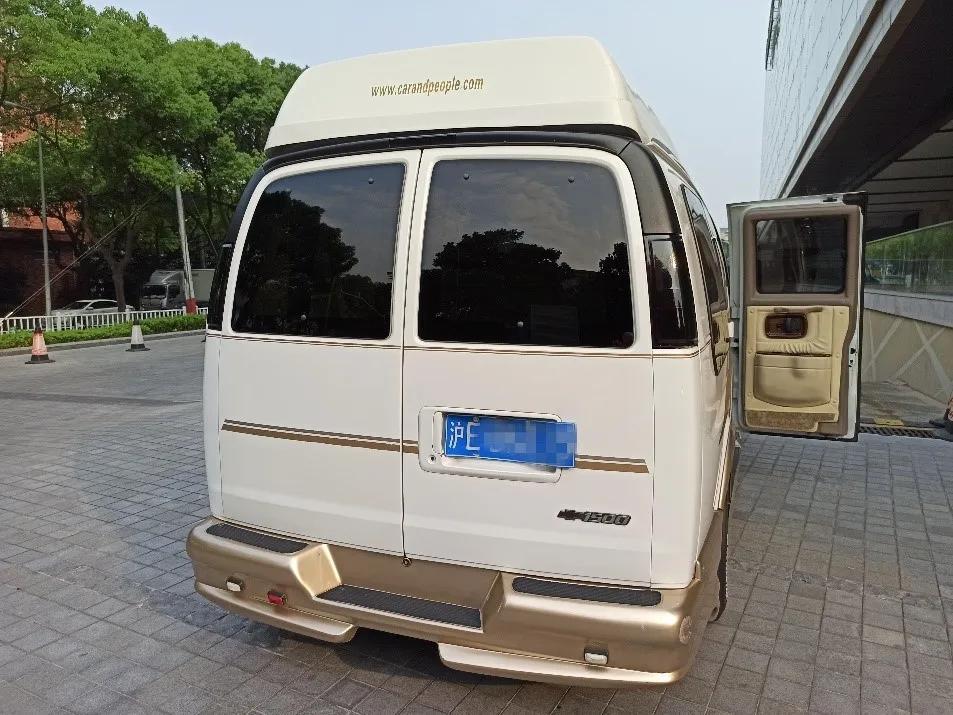 和埃尔法抗衡的保姆车,一百多万的保姆车埃尔法