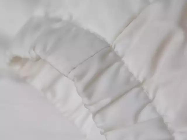 羽绒服脏了不用洗只用一招就搞定,羽绒服局部脏了不用干洗剂怎么洗