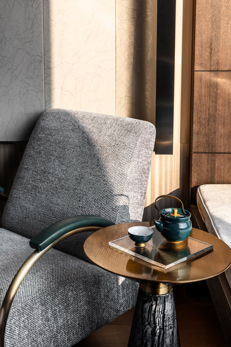 简于形奢侈于心,简于形奢于心什么意思