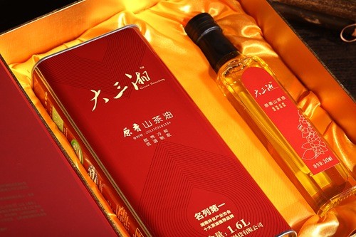 完美中国举牌量子生物演绎“雪中情”,深度绑定12年不离不弃