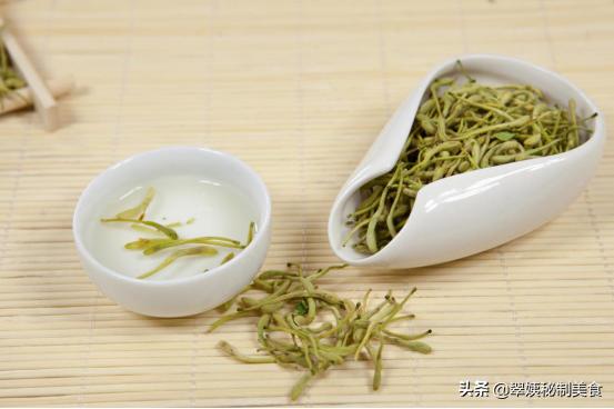 金银花的香味幽香清雅,金银花的甜香味