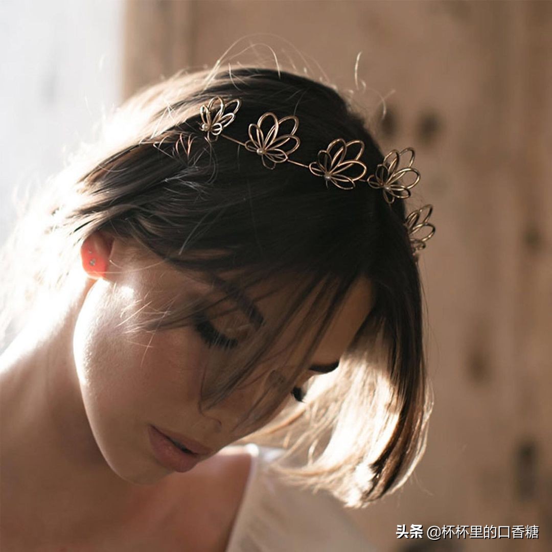 浪漫唯美顶上装饰，让澳头饰品牌ChristieMillinery伴你走向幸福