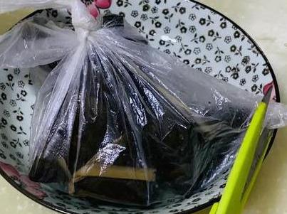 吃不完的粽子切记直接放冰箱,煮好了的粽子吃不完怎么保存