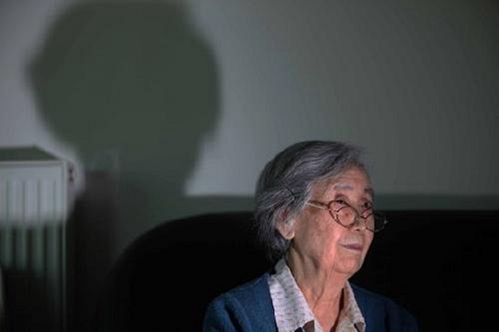 李银桥家里写信给他介绍对象,毛主席看完信:银桥啊,你太老实了