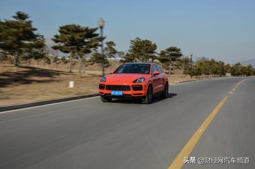 保时捷cayennes,保时捷新出的cayennee-hybrid2.0t试驾