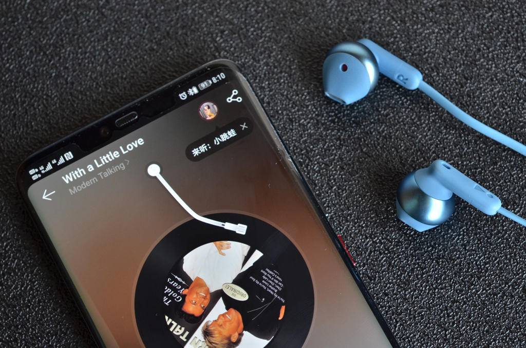 原装进口jbl蓝牙音箱价格,jbltune215bt无线耳机评测