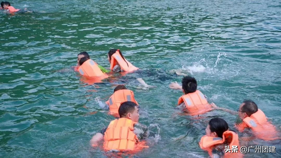 团建荒岛求生,广州野外生存夏令营费用