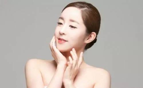 为什么你的脸越来越胖,明星瘦脸法瘦成巴掌脸