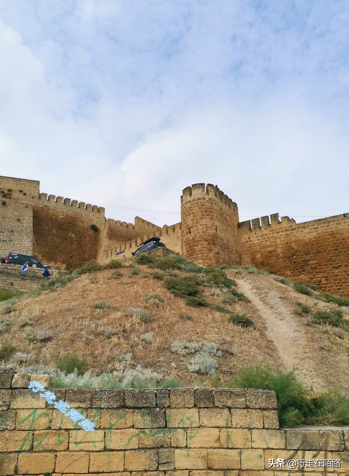 俄罗斯人均收入为什么那么低,俄罗斯真实的工资和物价