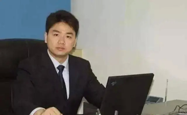 草根创业史刘强东,草根发家史刘强东