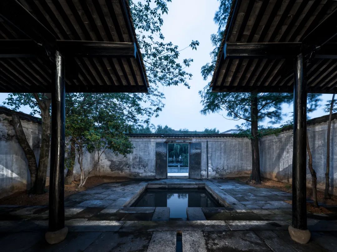 一对好友到绍兴改了3栋大宅，感叹：最高级的生活，在山水里